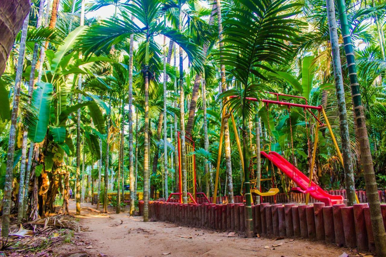 Maitreya Beach Resort Diveagar Exterior photo